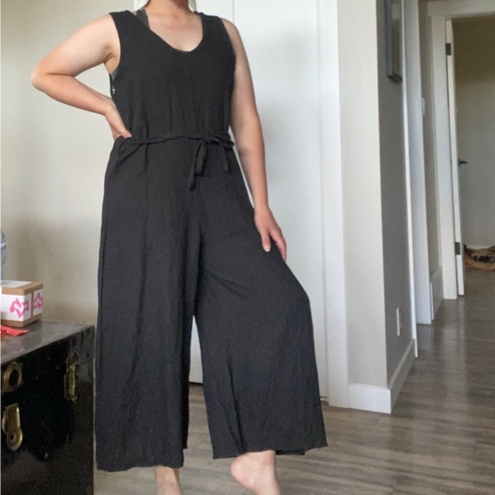Made In Italy Black Linen Sleeveless Waist Tie Wide Leg Jumpsuit